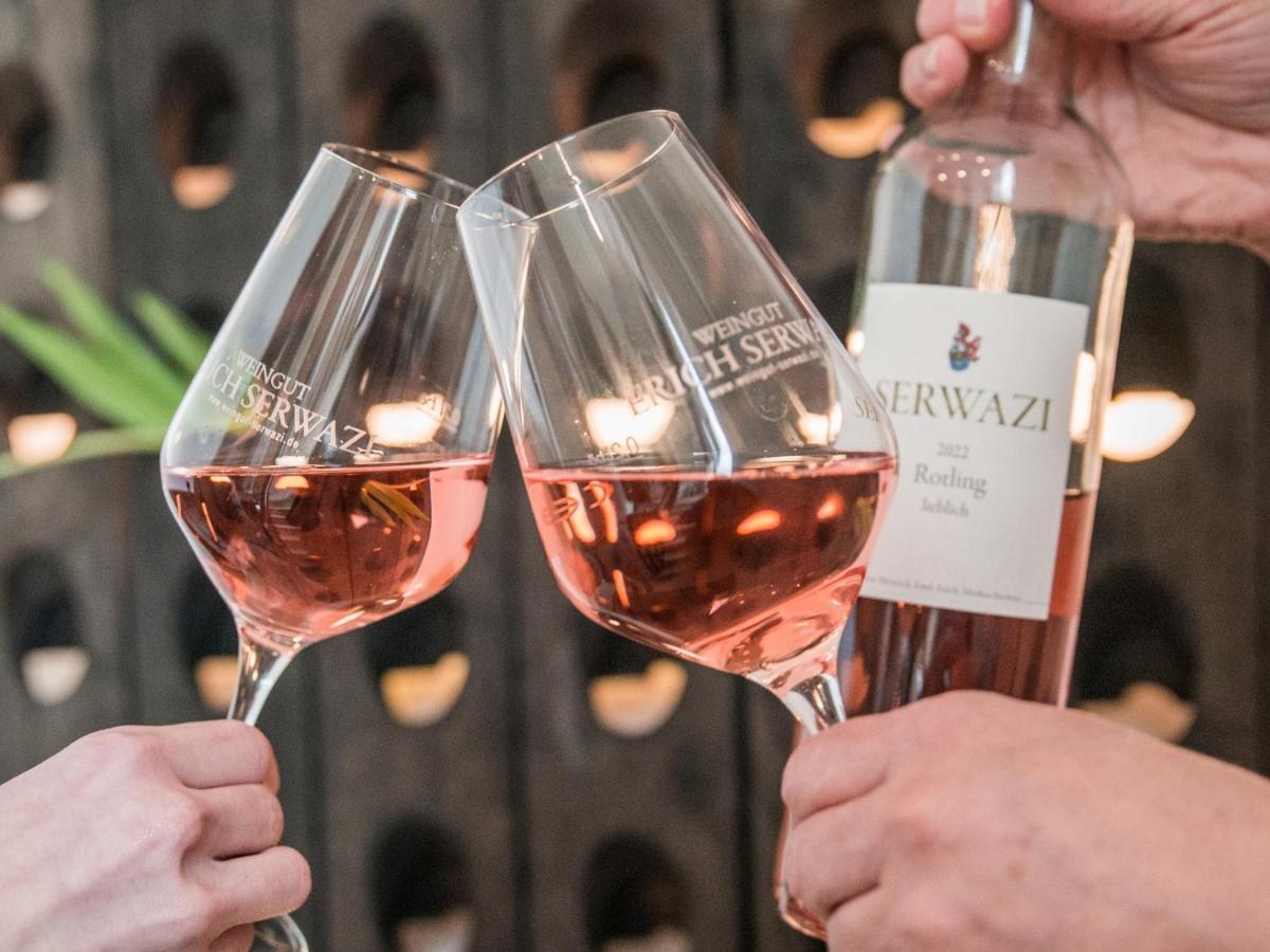 Weingut Erich Serwazi Mesenich Zewnętrze zdjęcie