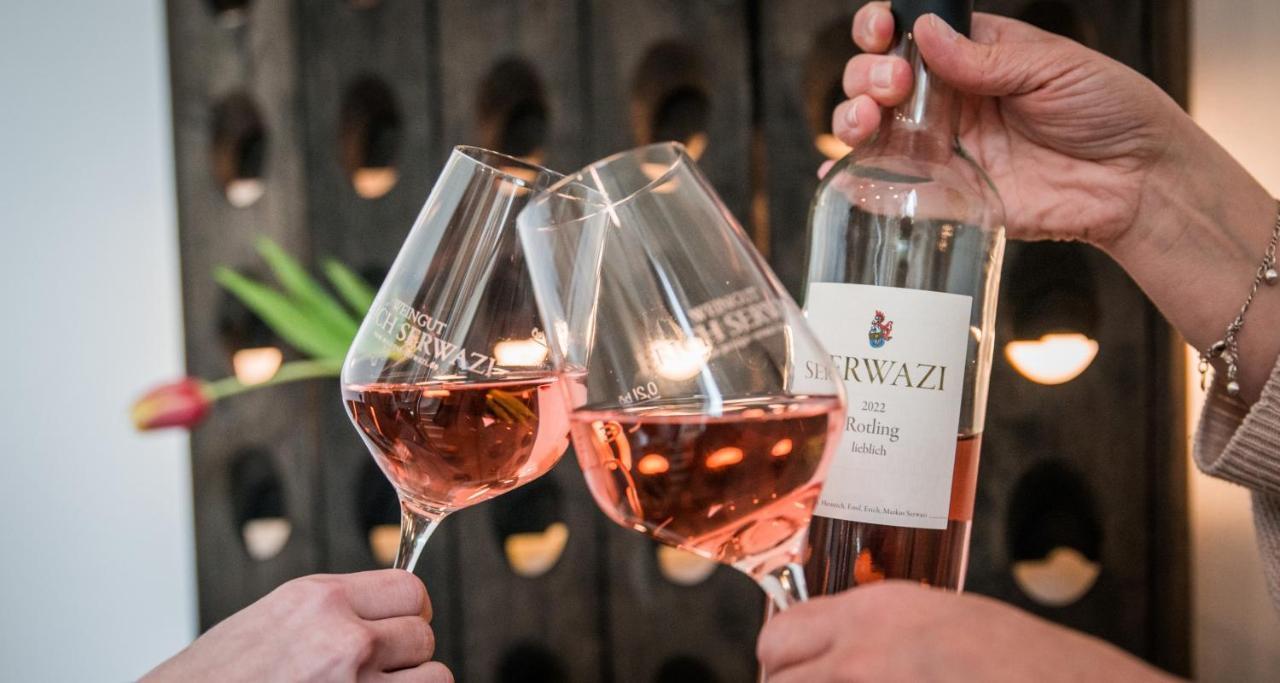Weingut Erich Serwazi Mesenich Zewnętrze zdjęcie